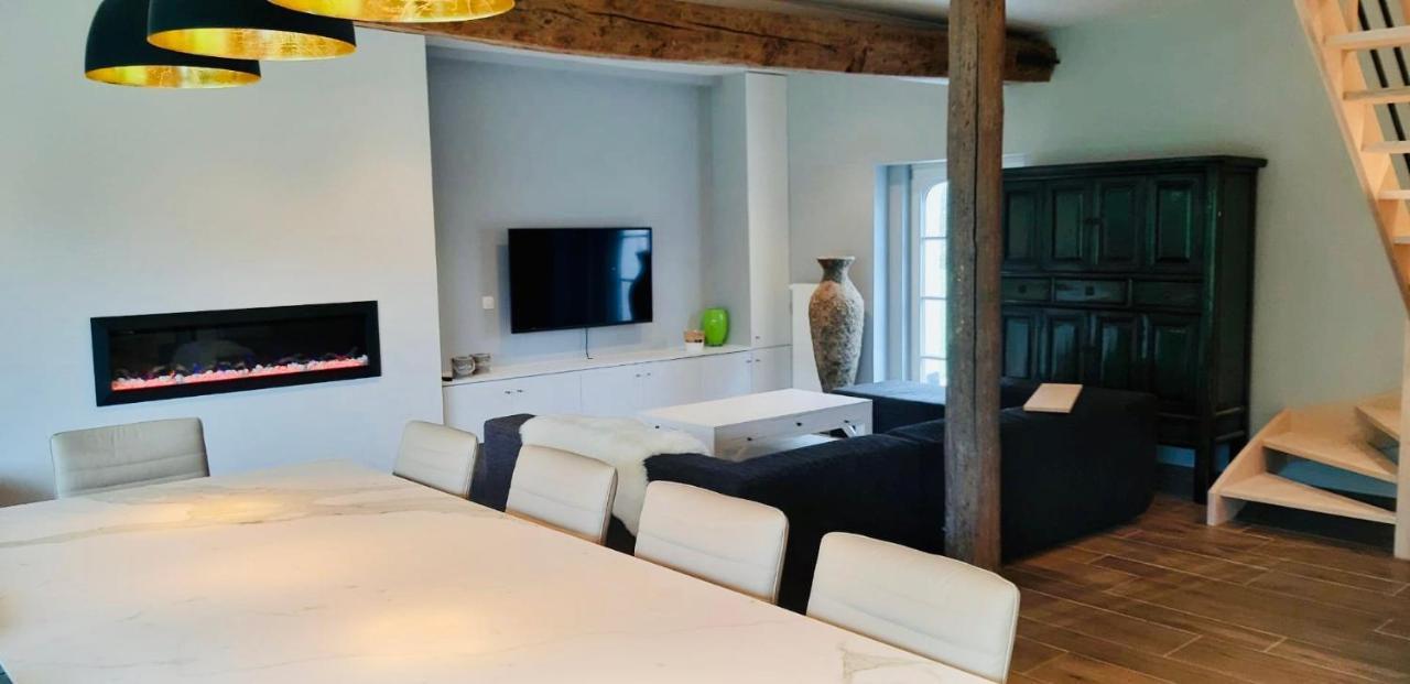 Demeure De Charme De Gamme - Piscine Chauffee Holiday home *